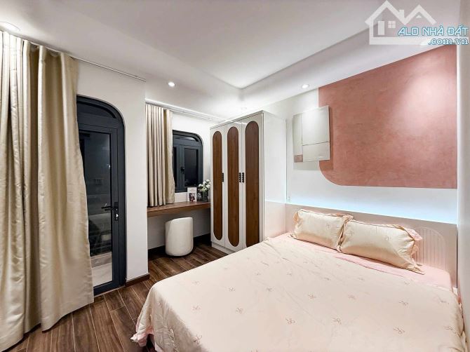BÁN NHÀ PHAN TÂY HỒ - KHU VIP PHAN XÍCH LONG -  NHÀ ĐẸP GIA CHỦ LÀ KIẾN TRÚC SƯ • 46M² - 15