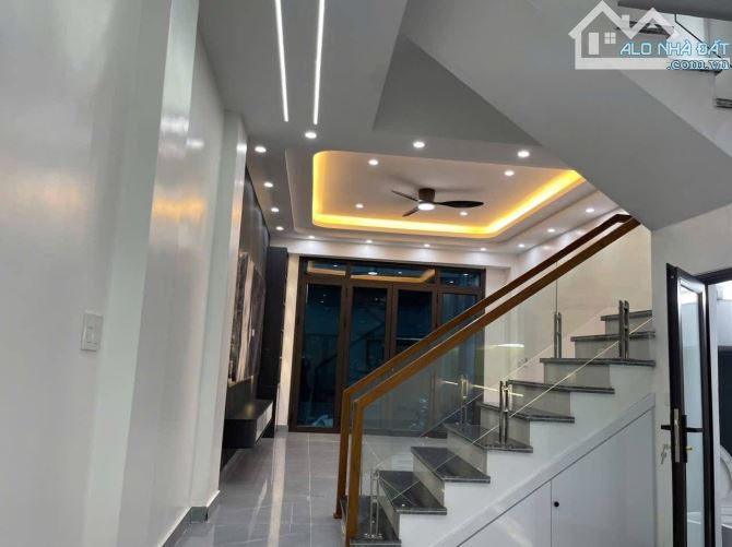 🛖: ban nhà 3 tầng xây mới tai 430 Trần Nguyên Hãn,DT 52,5m, ngõ 2,7m 💸:3,55 tỷ tỷ (dc01) - 2