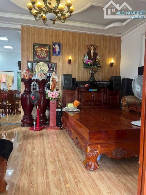 Bán nhà 1 trệt 1 lầu sổ riêng thổ cư p. Hố Nai - 2