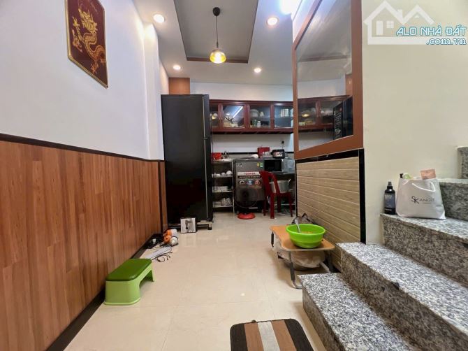 (#5788) - CÁCH MẶT 💵 100m - NHÀ 2 TẦNG TẠI XÓM CHIẾU Q4 - KHU DC HIỆN HỮU - 2