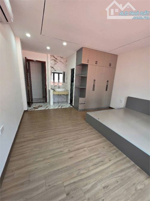 BÁN NHÀ THẠCH BÀN LONG BIÊN – 6 TẦNG THANG MÁY 43M– LÔ GÓC HIẾM – GẦN Ô TÔ – GIÁ 7,85 TỶ - 2