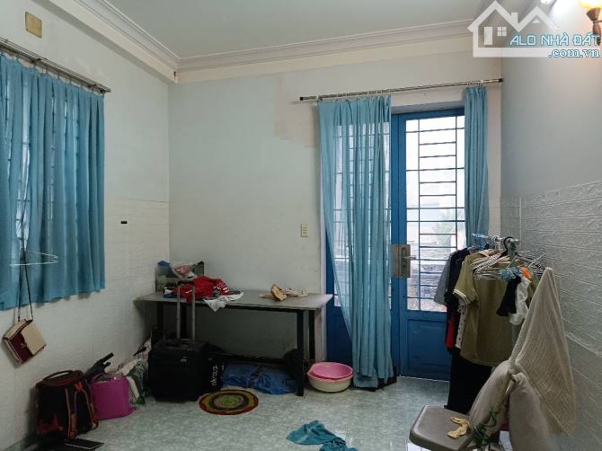 BÁN NHÀ 15PN - LIỀN KỀ KĐT PHÚ MŨ HƯNG - 200m2 - NGANG 7.5m - SHR - 2