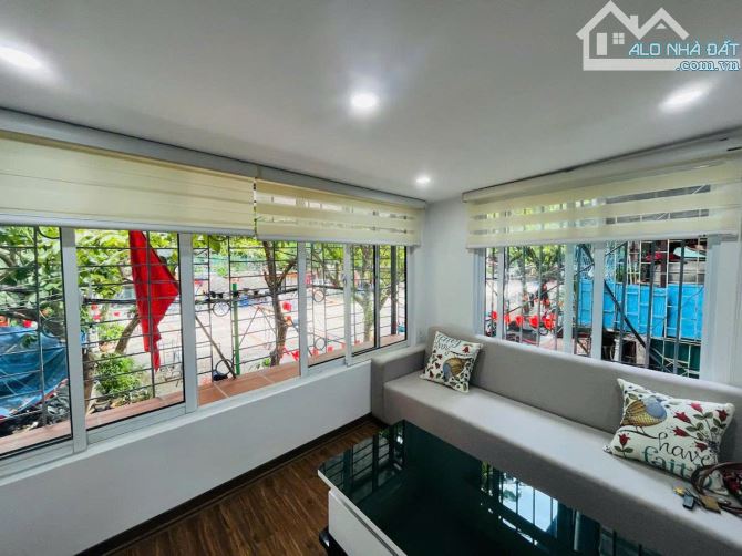 🌟Siêu Hiếm! Tập thể Nghĩa Tân - Cầu Giấy - Tầng 2 - Lô Góc - Sổ To 80m2 3pn chỉ 4,49 tỷ🌟 - 2