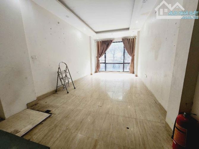 Bán phân lô kinh doanh Trần Bình, 20 Tỷ, 60m, 5 tầng, Ô tô tránh, vỉa hè - 2
