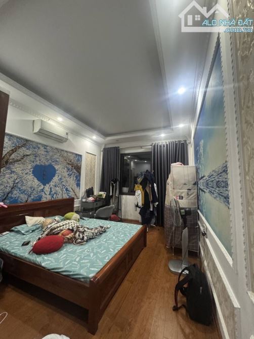 Siêu phẩm cực hiếm nhà 5 tầng,43m tại Lê Lợi,Hà Đông, ngay ô tô tránh chỉ nhỉnh 8 tỷ - 2