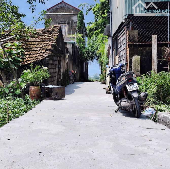 F0 Chuyên Mỹ, ôtô 7 chỗ vào đất, 30m ra đường liên xã, full tiện ích, 84.5m - 1.55t - 2