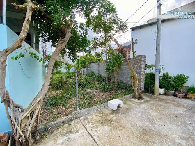 Bán đất trung tâm xã Vĩnh Thạnh hẻm oto đường Cây Gáo . 139.2m2 Giá chỉ 2.3 Tỷ - 2