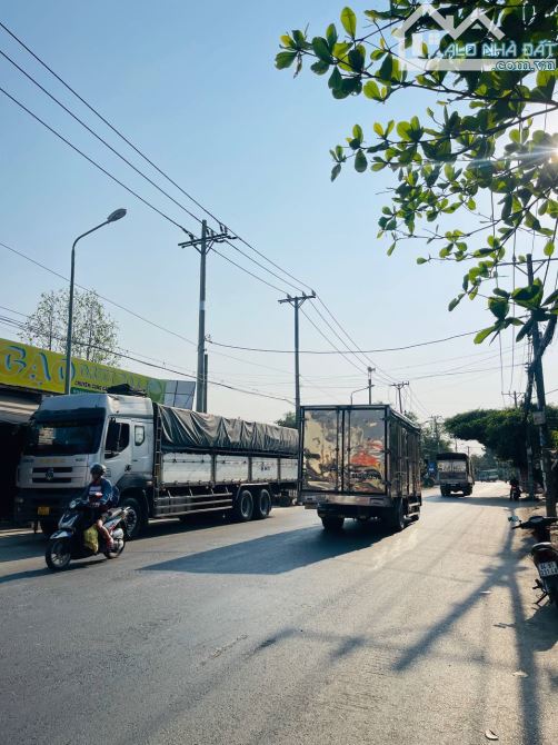 Bán lô đất thổ cư mặt tiền đường Dương Công Khi, Hóc Môn.:45x75m - 2