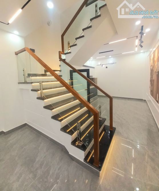 Bán nhà độc lập Tôn Đức Thắng, An Dương, Lê Chân. 39m²tn, 3 tầng xây mới, giá 2,99 tỷ - 2