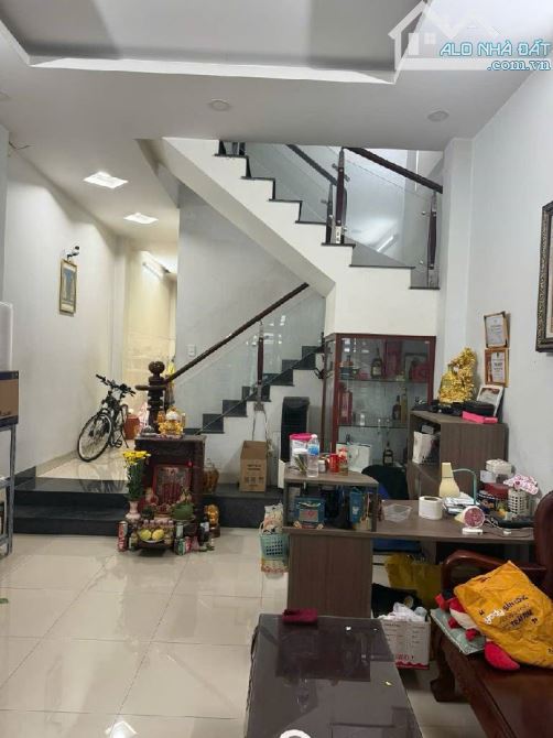 Nhà Bán, kế mặt tiền Hà Huy Giáp 4.2m x 19.5m, 3 Tầng,XH ngủ trong, Giá 7.85 tỷ TL - 2