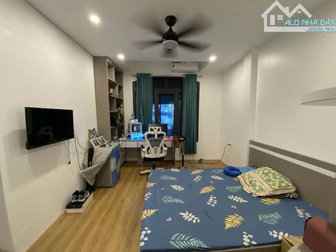 PHÂN LÔ THÁI HÀ MẶT NGÕ Ô TÔ TRÁNH - LÔ GÓC - GẦN MẶT PHỐ - KINH DOANH ĐỈNH  - Ở SƯỚNG. - 2