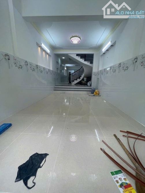 Chỉ 10.9 Tỷ - Nhà Đẹp 5 Tầng - 72M2 - MT Trần Văn Kiểu - Phường 10 - Quận 6. - 2