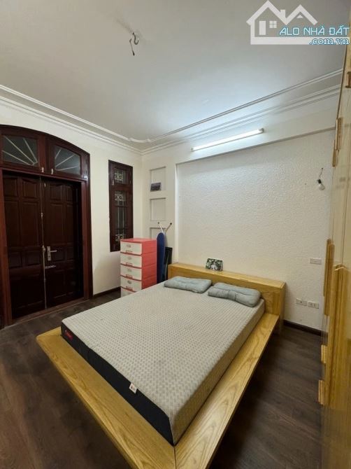 🌿 Bán biệt thự Lê Trọng Tấn, ô tô tránh – view hồ, 86m², giá 27.4 tỷ - 2