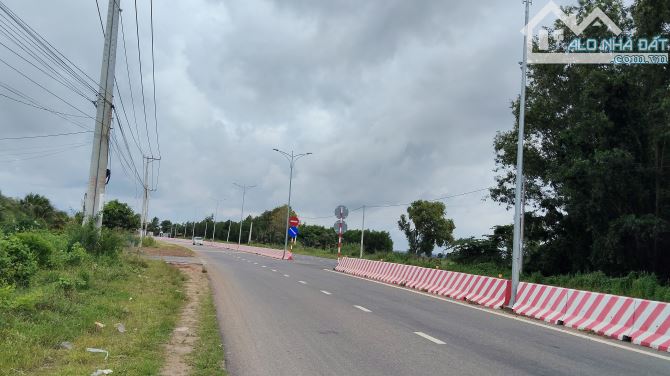 Mặt tiền TL44B XÃ PHƯỚC HẢI , TP HCM  VỊ TRÍ THUẬN TIỆN GIAO THÔNG, DÂN CƯ  - - 2