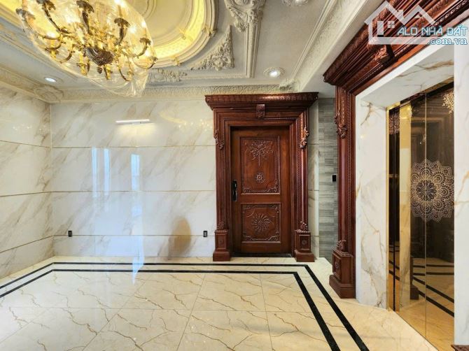 BÁN NHÀ MT KD SỐ TÊN LỬA 5 TẦNG 5 x 18M  CN ĐỦ CHỈ NHỈNH 11Tỷ - 2