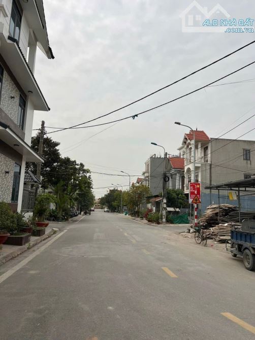 ✅BÁN LÔ ĐẤT MẶT TRỤC CHÍNH CHUNG CƯ TỔ 7 THỊ TRẤN AN DƯƠNG HP - Diện tích: 122m_ ngang 7 - 2