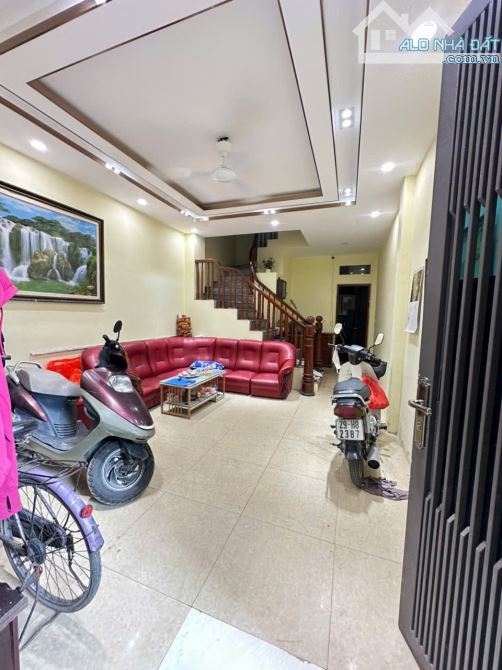 BÁN NHÀ NGUYỄN ĐỨC CẢNH, Ô TÔ ĐỖ CỔNG, Ở LUÔN, 50M2 GIÁ CHỈ 9,5 TỶ - 2