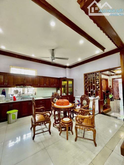 NHÀ ĐẸP CHO ĐẠI GIA, HXT NGANG 9m BỀ THẾ. VỊ TRÍ VÍP LÊ VĂN KHƯƠNG. SHR FULL THỔ - 2