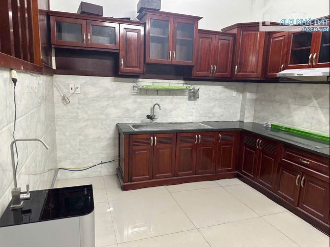 CHO THUÊ NHÀ ĐƯỜNG SỐ 4 GIÁP KDC SÔNG ĐÀ, QLO 13, 1 TRỆT 2 LẦU, 4PN, CÓ NỘI THẤT, 16TR. - 2