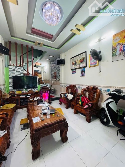 Bán nhà 4 tầng mặt tiền hẻm lớn đường Mã Lò,Bình Tân, 64m2 4x16, chỉ hơn 6 tỷ - 2