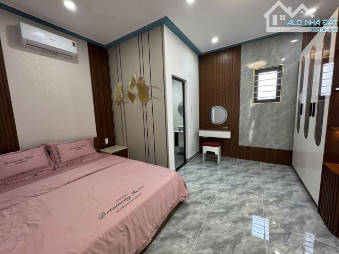 Bán nhà 3 tầng(4*13 ) Phạm Thế Hiển, Phường 4, Quận 8, Cạnh Parc mall Chỉ 7 Tỷ. - 2