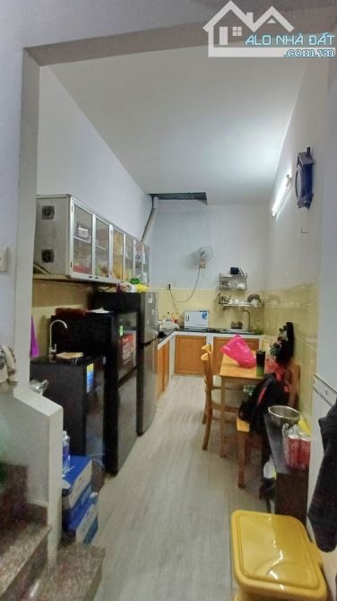 SIÊU PHẨM-SÁT MẶT TIỀN ĐƯỜNG 3/2-QUẬN 10- 4 TẦNG - HXT KINH DOANH - GIÁ CHỈ 9.99 TỶ - 2