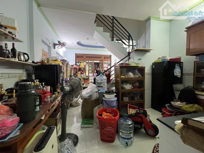 Nhà 2 tầng đường LÂM THỊ HỐ phường TCH Q12 dt 45m2 (4,5x10) Hẻm Ôtô DÒNG TIỀN 6TR/TH - 2