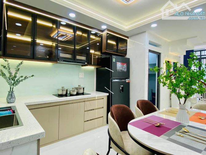 DUY NHẤT 1 CĂN NẰM NGAY MT NGUYỄN PHI KHANH,QUẬN 1-GIÁ:5.33TỶ/85.4M2 (6.1x14M) - 2