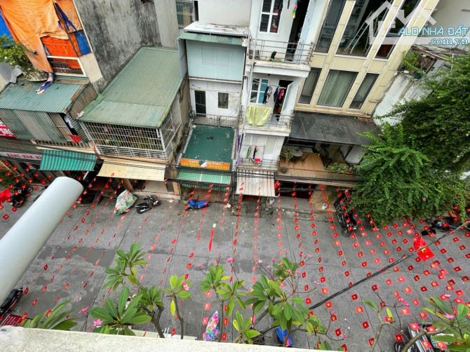 MẶT PHỐ HOÀN KIẾM. HAI THOÁNG TRƯỚC SAU. GIÁ ĐẦU TƯ QUÁ TỐT. KINH DOANH ĐỈNH