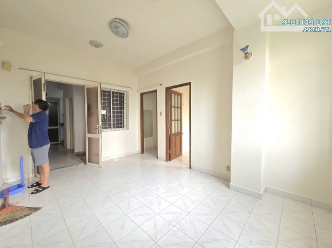 Bán CĂN HỘ CHUNG CƯ _ SỔ HỒNG RIÊNG _ CHỈ 2TỶ7 tại PHÚ NHUẬN - 2
