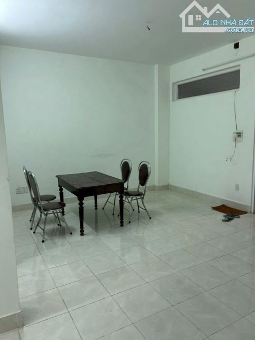 CHO THUÊ CHUNG CƯ XUÂN PHÚ, TP HUẾ - 2