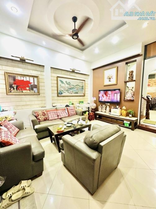 SIÊU PHẨM - PHỐ LƯƠNG KHÁNH THIỆN       58m - 4 tầng - mt 4,5 m - 13 ,8 tỷ - 2