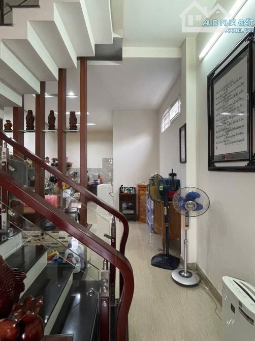 Bán nhà 1 trệt 2 lầu hẻm thông ô tô trung tâm biên hòa giá 3ty750 - 2