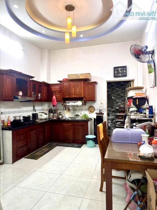 NHÀ LÊ ĐÌNH CẨN GẦN KHU TÊN LỬA BÌNH TÂN GẤP BÁN - 2