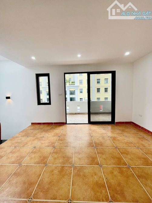 BÁN NHÀ NGÕ 30 CÁT LINH, ĐỐNG ĐA 7 TẦNG THANG MÁY, XÂY MỚI 44m2 MT 5m 16,5 tỷ. - 2