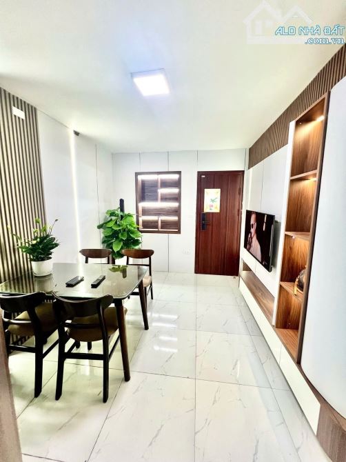 HIẾM - Bán Tập Thể Đồng Xa, Mai Dịch, Cầu Giấy, 60m2, 2PN 2WC, Tầng 4, giá 3.68 tỷ - 2