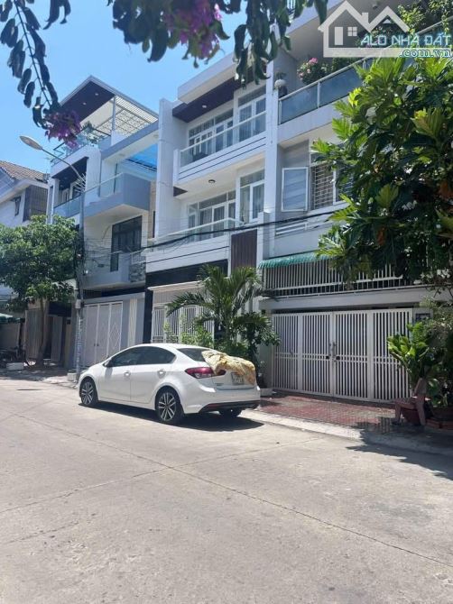 Bán nhà 3 TẦNG, đường ĐẶNG VŨ HIỆP (P1 cũ)KHU VĨNH ĐIỀM TRUNG, 98,4M2, GIÁ 7,5 TỶ. CN21.9 - 2