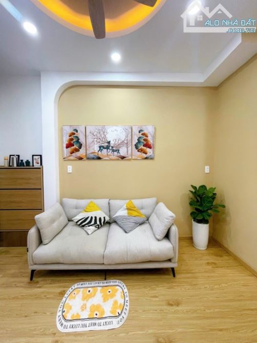 Nhà xinh 3 mặt hẻm 10m – Phan Sào Nam, P.11 – 24m² – 2 tầng – 3.55 tỷ - 2
