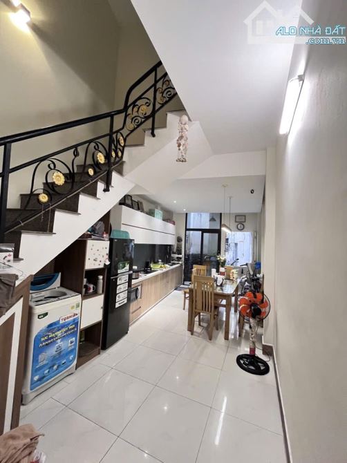 🏠 BAO ĐẦU TƯ, HXH, DIỆN TÍCHLỚN, NHÀ MỚI, P.10. QUẬN TÂN BÌNH 100M2, GIÁ 8 T.Ỏ.I. - 3