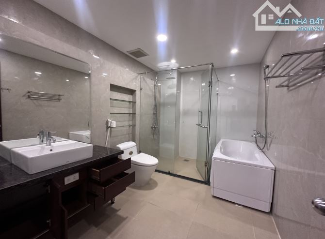 BÁN NHÀ 6 TẦNG 1 TUM CÓ THANG MÁY - KHU PHỐ HÀN, GẦN BIỂN VÀ THÁP TRẦM HƯƠNG NHA TRANG - 6