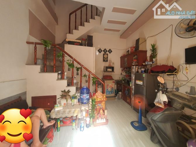 🔥🔥🔥 Chỉ 2.2 Tỷ - 4 Tầng - Hẻm xe hơi Thông - Hương Lộ 2 - Bình Trị Đông A - Bình Tân. - 3