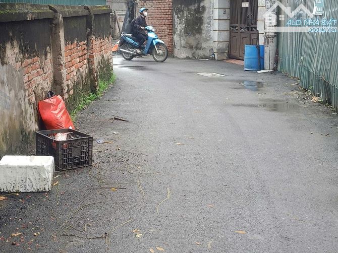 BÁN ĐẤT PHỐ LIÊN MẠC DIỆN TÍCH 42M2  MẶT TIỀN 4M , 2 MẶT THOÁNG TRƯỚC SAU Ô TÔ Đ - 3
