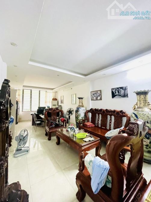 Bán nhà mặt đường Khương Đình 130m2*6T, plo vỉa hè, kinh doanh, vị trí đẹp, giá 47 tỷ - 3