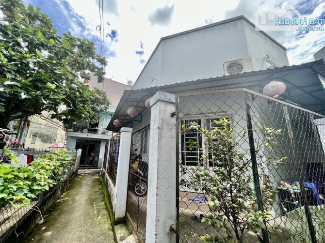BÁN NHÀ 3 MẶT TIỀN HẺM, 2 TẦNG GẦN CHỢ ĐẦU MỐI THỦ ĐỨC, 6,2X13 CHỈ 4,1 TỶ. - 3