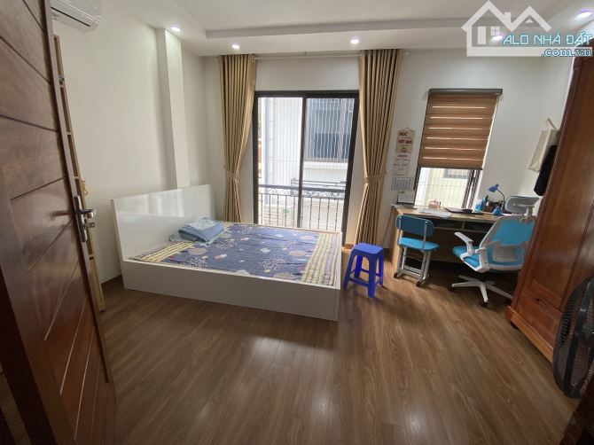 TRẦN THÁI TÔNG 15.5 TỶ 5 T NỞ HẬU LÔ GÓC 3 THOÁNG - 3