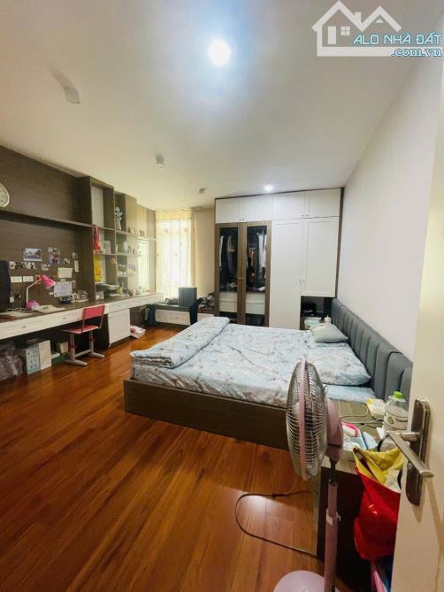 Gần OTO, Ở Sướng Phố Bồ Đề 45m x 5 tầng Nhỉnh 8tỷ Có Thương Lượng - 3