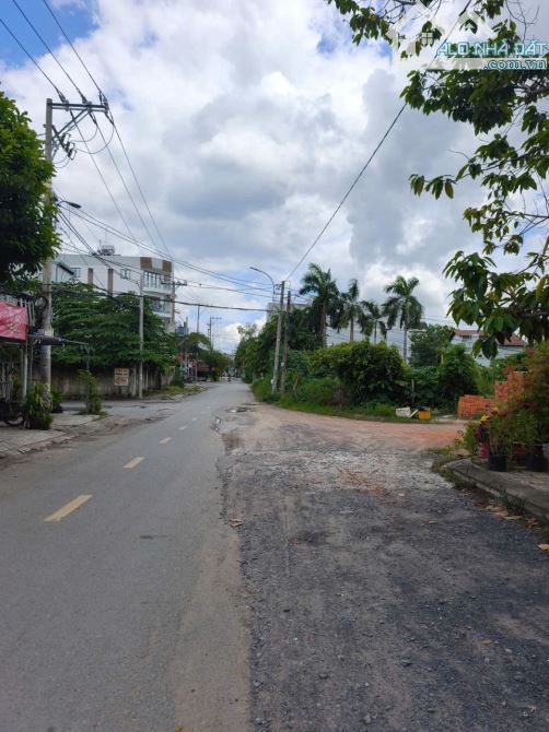 ĐẤT LỚN MẶT TIỀN NHÁNH VƯỜN LÀI AN PHÚ ĐÔNG GIÁ RẺ 68 TỶ - 3