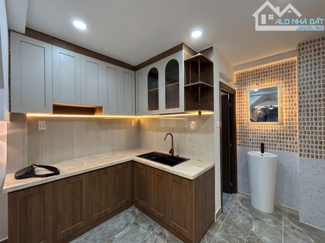 Bán nhà đẹp 5 tầng 5 PN Phan Tây Hồ - Phan Đăng Lưu - Phan Xích Long - 3