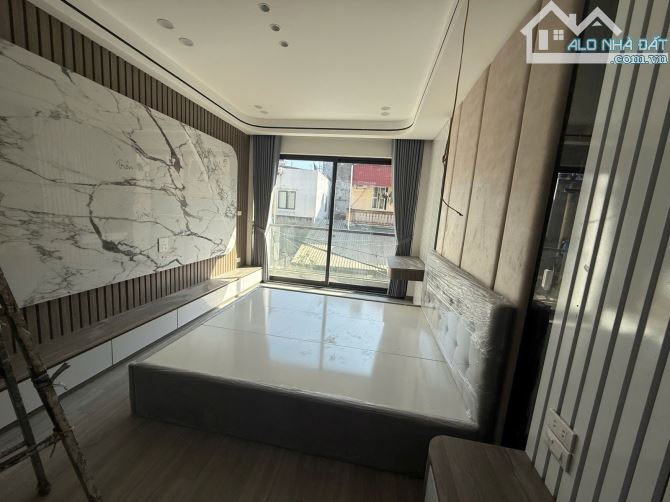 BÁN NHÀ NGUYỄN VĂN LINH – LONG BIÊN - 46M² x 6 TẦNG – GIÁ 8.9 TỶ - 3