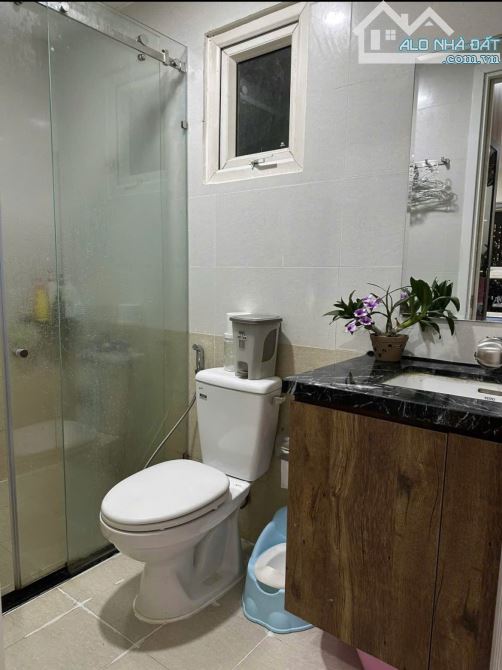 C/c Saigonres Nguyễn Xí- BT : 90m2, 3p ngủ, 2WC, NT, 15tr/th - 3